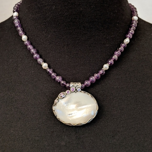 Amethyst, Mother of Pearl, Freshwater Pearl - Picture 1 of 9